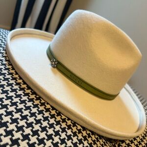 Gigi Pip Maude cream wool hat